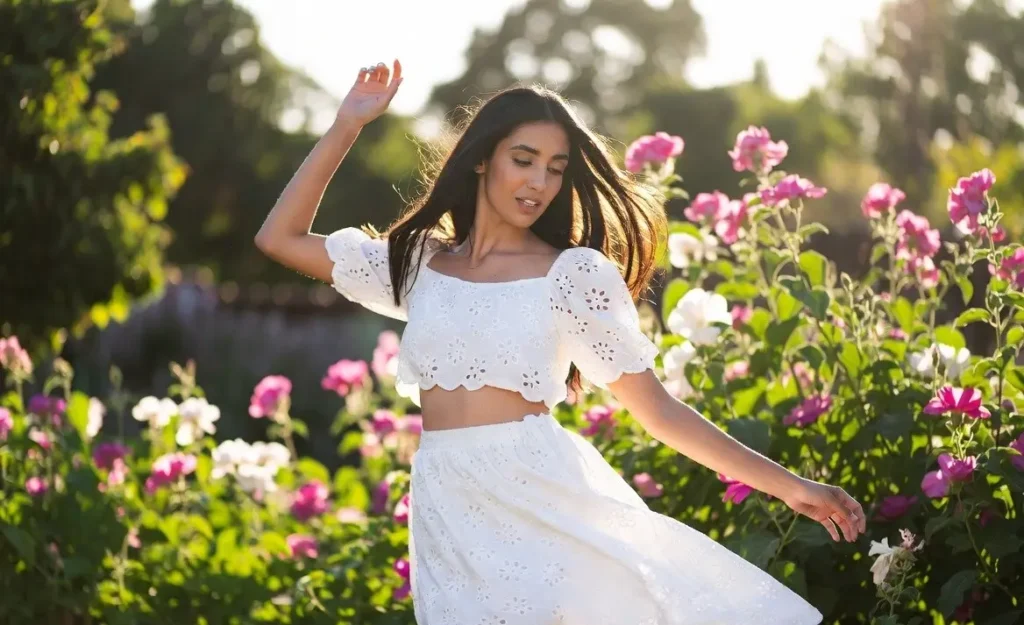 Best AI Prompt Pack for Tops & Blouses: Professional Model Prompts for Luxury Fashion Ads & Ecommerce (2026) 5 ai fashion prompt